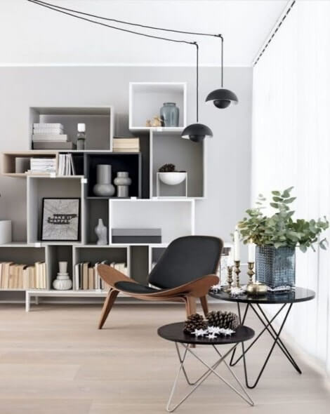 Unnamed – Book Shelf