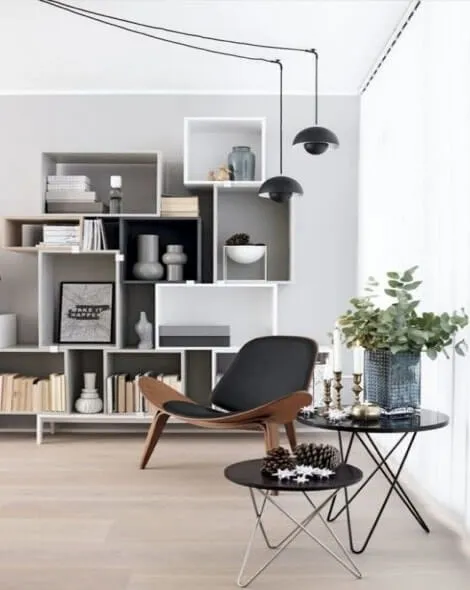Unnamed – Book Shelf